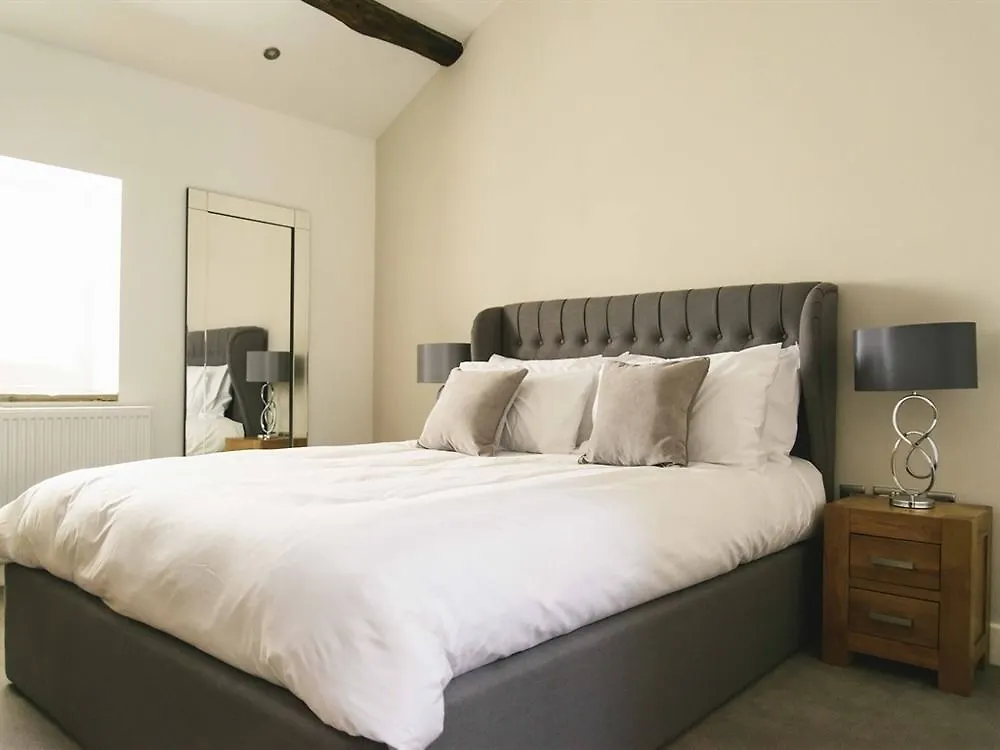 Hillcroft Barn Hotel Leeds 4*, Otley (West Yorkshire)